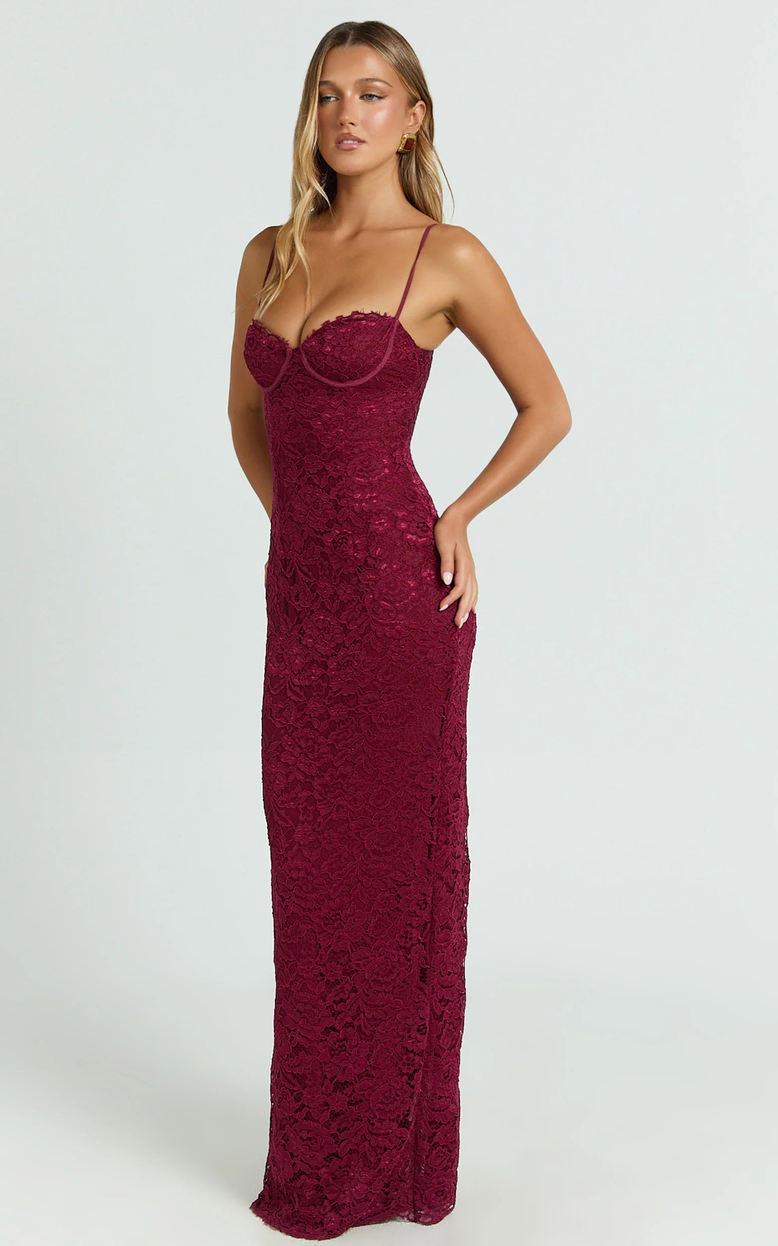 Adjustable Strap Corset Bodycon Lace Dress in Wine