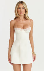Sweetheart Fit And Flare Tulip Dress in Off White